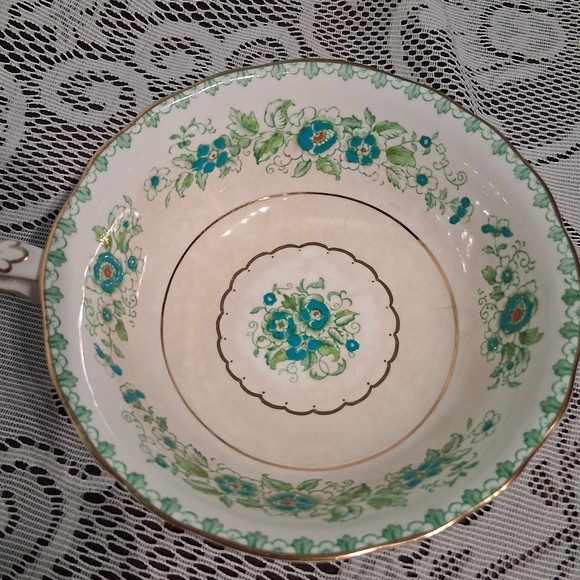 7 Pc Royal Crown Derby Dinnerware - Picture 9 of 10